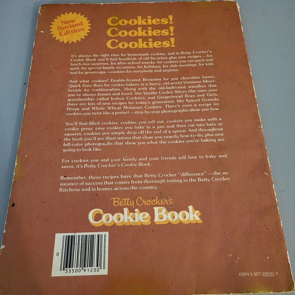 VINTAGE BETTY CROCKER'S COOKIE BOOK COOK BOOK CLASSIC RECIPES - Picture 2 of 5